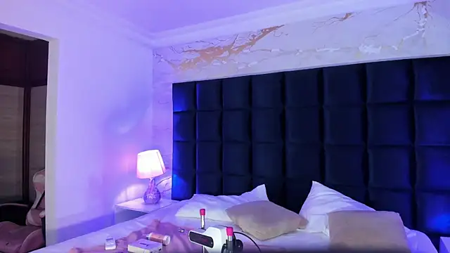 Maddysex  online show from 25, 9, 2025