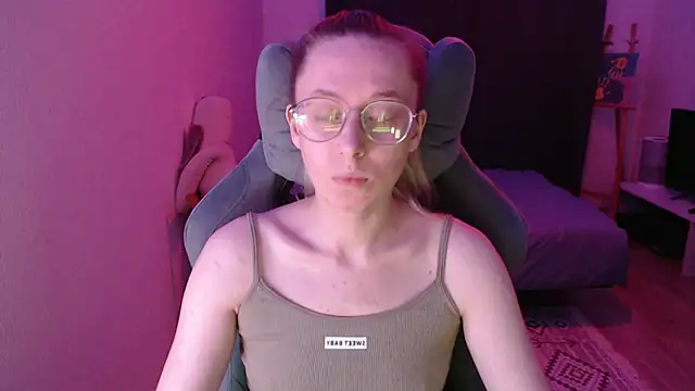 AnabelFrel online show from 2, 10, 2025