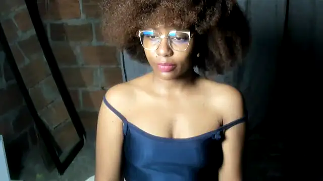 Snapshot of thaimy_ chatting on 30, 6, 2026 thaimy online show from 30, 6, 2026