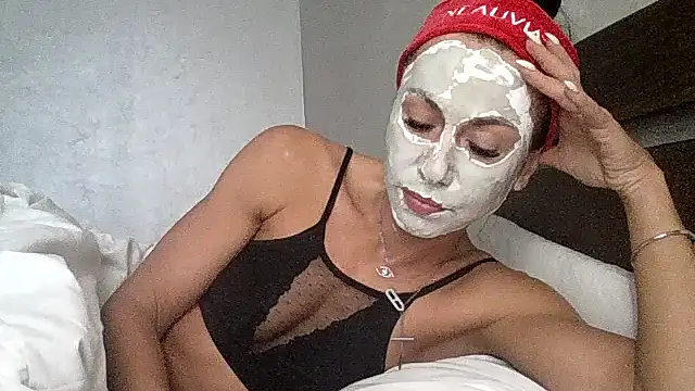 JulianaGold1 online show from 19, 10, 2025