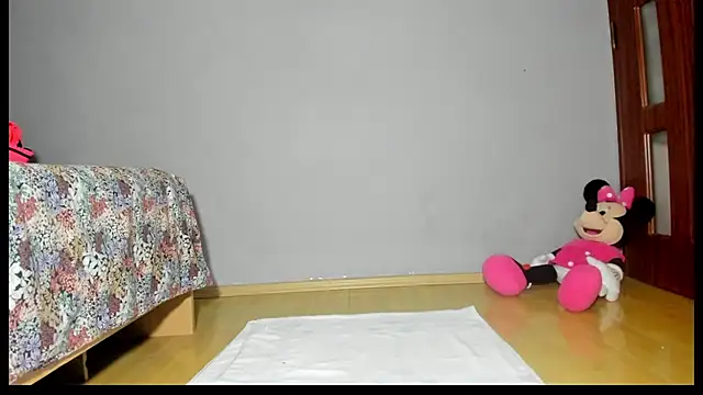 AnneQueen online show from 7, 2, 2025