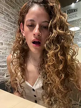 alana15 online show from 1, 3, 2025