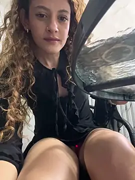 alana15 online show from 4, 10, 2025