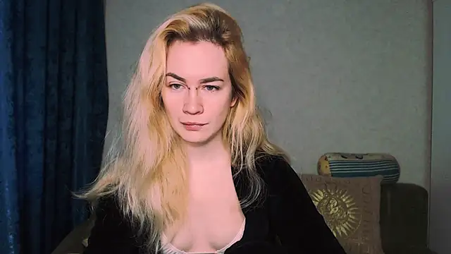 xxxcharismaaa online show from 13, 12, 2024