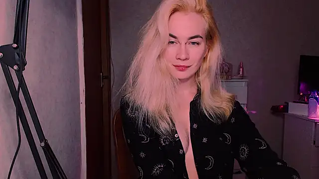 xxxcharismaaa online show from 1, 10, 2025