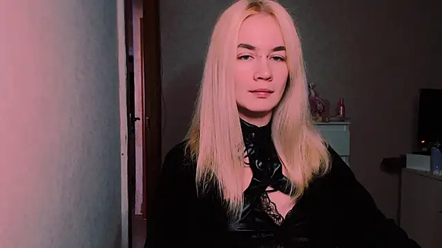 xxxcharismaaa online show from 9, 10, 2025