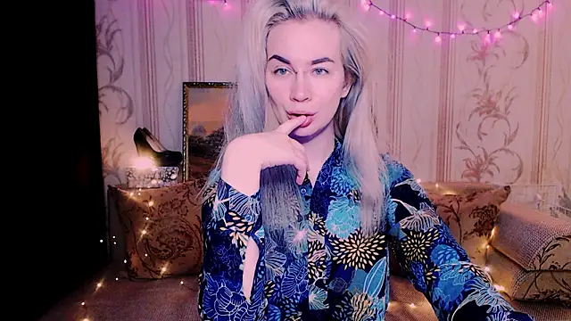 xxxcharismaaa online show from 23, 2, 2026