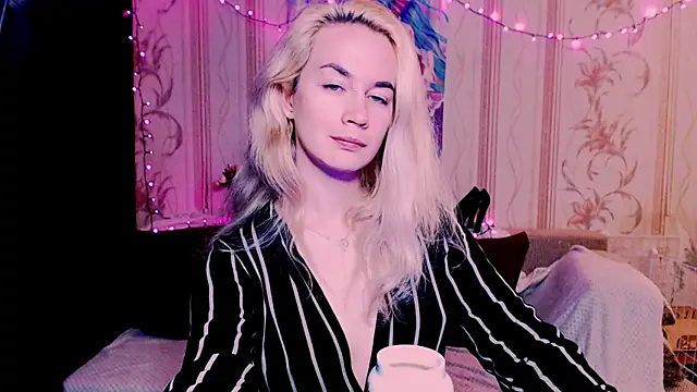 xxxcharismaaa online show from 16, 5, 2026
