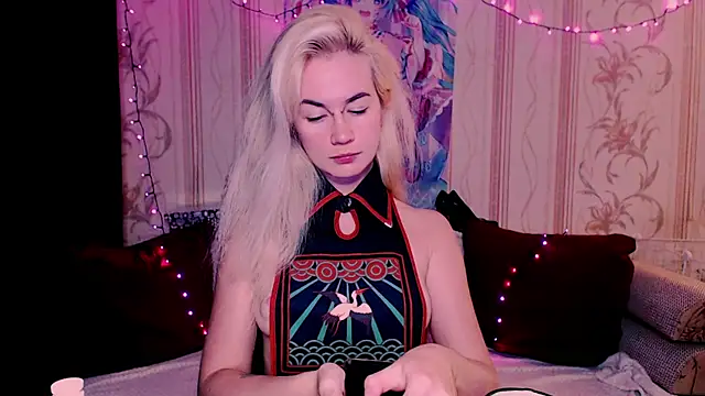 xxxcharismaaa online show from 2, 7, 2026