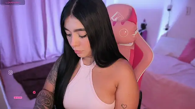 shantall vidales  online show from 10, 9, 2025