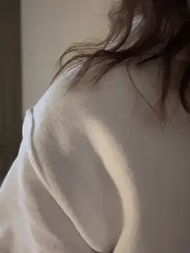 MaiseKnox online show from 6, 12, 2024