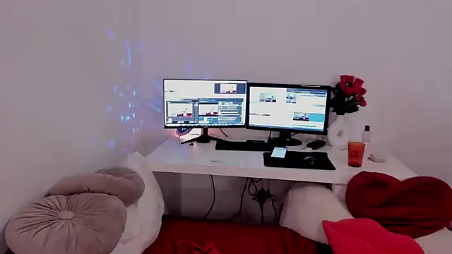 aryahunt1 online show from 15, 9, 2025