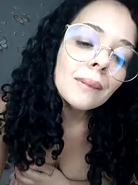 Snapshot of NinaSweet2 chatting on 13, 4, 2026 NinaSweet2 online show from 13, 4, 2026