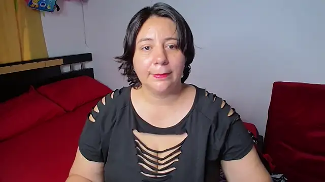 sexxy ticki online show from 7, 4, 2026