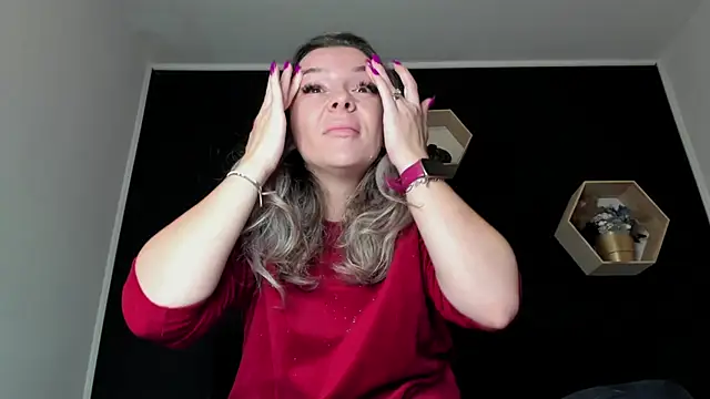 Snapshot of Alesys69 chatting on 15, 10, 2025 Alesys69 online show from 15, 10, 2025