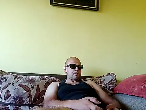 Snapshot of Flakka95 chatting on 15, 9, 2025 Flakka95 online show from 15, 9, 2025