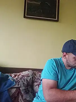 Snapshot of Flakka95 chatting on 8, 10, 2025 Flakka95 online show from 8, 10, 2025