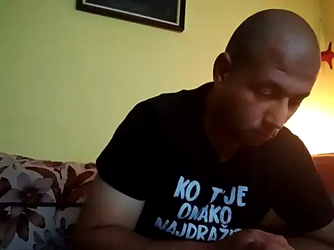 Snapshot of Flakka95 chatting on 17, 10, 2025 Flakka95 online show from 17, 10, 2025