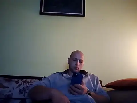 Snapshot of Flakka95 chatting on 9, 11, 2025 Flakka95 online show from 9, 11, 2025