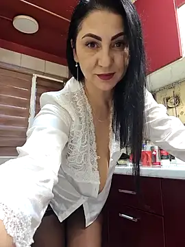 Snapshot of charrlote_love chatting on 31, 1, 2025 charrlote love online show from 31, 1, 2025