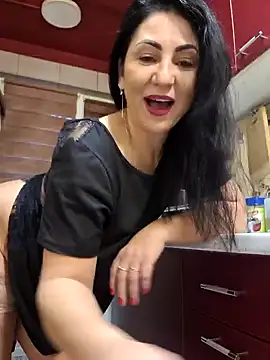 Snapshot of charrlote_love chatting on 2, 2, 2025 charrlote love online show from 2, 2, 2025