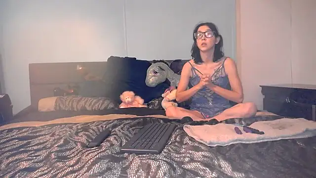 Snapshot of babbygirl94 chatting on 12, 11, 2025 babbygirl94 online show from 12, 11, 2025