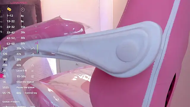 Snapshot of isa_bunny chatting on 19, 2, 2025 isa bunny online show from 19, 2, 2025