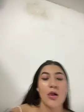 Snapshot of yessi_rose chatting on 12, 4, 2026 yessi rose online show from 12, 4, 2026