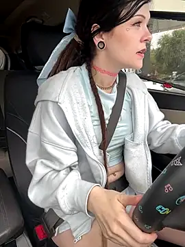 BlaizeyBBy online show from 10, 9, 2025