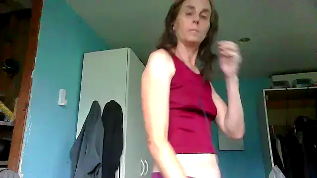 Snapshot of SexyRach75 chatting on 8, 9, 2025 SexyRach75 online show from 8, 9, 2025