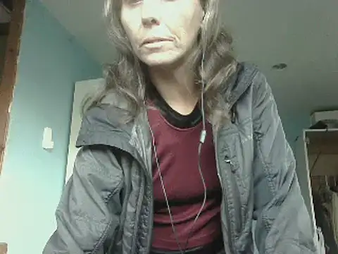 Snapshot of SexyRach75 chatting on 15, 10, 2025 SexyRach75 online show from 15, 10, 2025