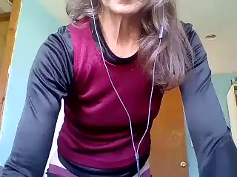 Snapshot of SexyRach75 chatting on 20, 6, 2026 SexyRach75 online show from 20, 6, 2026