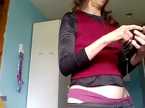 Snapshot of SexyRach75 chatting on 4, 7, 2026 SexyRach75 online show from 4, 7, 2026