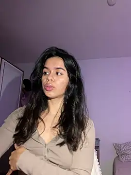 Snapshot of xlovelygirlx chatting on 16, 2, 2025 xlovelygirlx online show from 16, 2, 2025