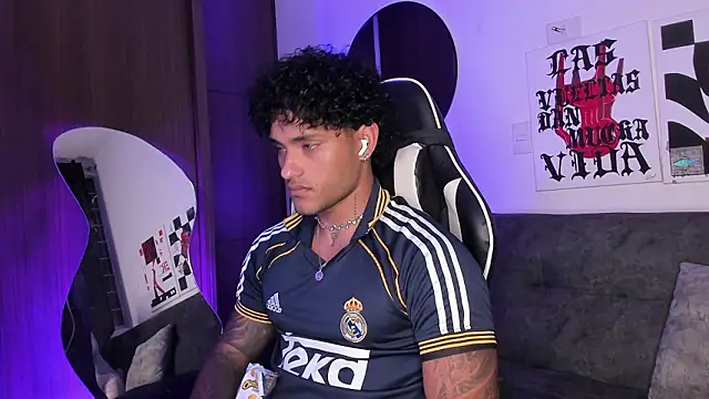 Alessandro Vanni online show from 11, 3, 2026