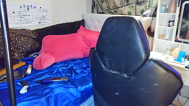 sugahfreeee online show from 8, 1, 2026