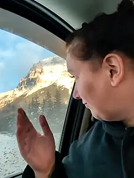 Canadian BBW online show from 24, 1, 2025