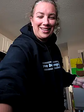 Canadian BBW online show from 8, 10, 2025