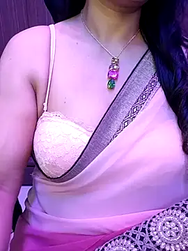 Snapshot of indian_passion chatting on 24, 11, 2025 indian passion online show from 24, 11, 2025