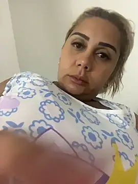 Snapshot of maymercy chatting on 2, 4, 2026 maymercy online show from 2, 4, 2026