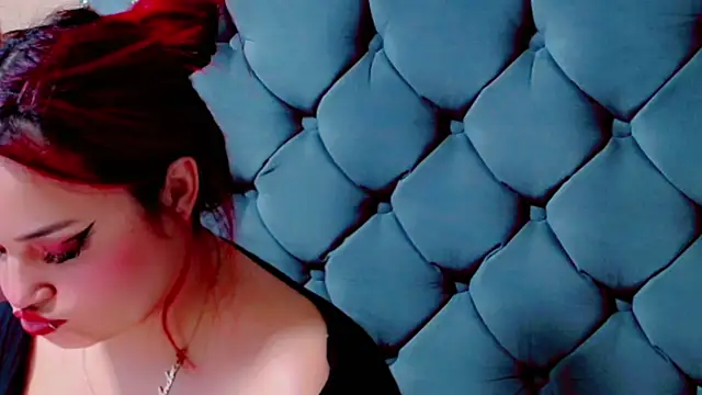 Snapshot of Imannejulienne chatting on 14, 9, 2025 Imannejulienne online show from 14, 9, 2025