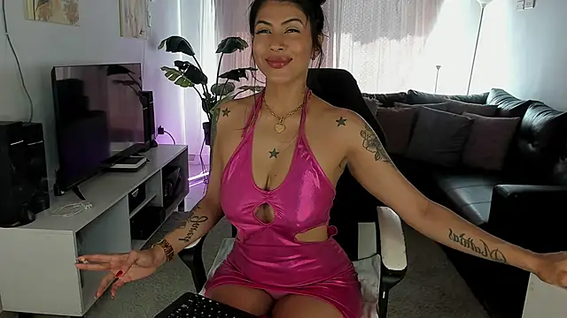 Snapshot of pamela_reyes_ chatting on 28, 12, 2024 pamela reyes online show from 28, 12, 2024