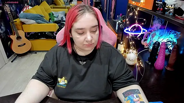 Softie Sofy online show from 21, 3, 2025