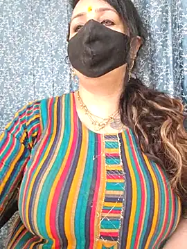 cute-tanvi online show from 3, 3, 2025