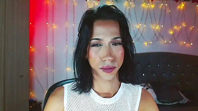 Snapshot of Kenisha_Sweet chatting on 8, 3, 2025 Kenisha Sweet online show from 8, 3, 2025