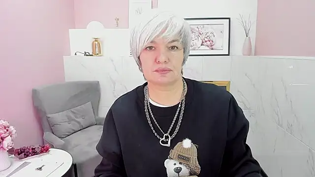 Snapshot of CarmenSoft chatting on 29, 1, 2025 CarmenSoft online show from 29, 1, 2025