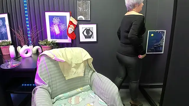 Snapshot of CarmenSoft chatting on 5, 1, 2026 CarmenSoft online show from 5, 1, 2026