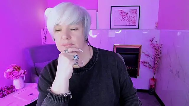 Snapshot of CarmenSoft chatting on 1, 2, 2026 CarmenSoft online show from 1, 2, 2026