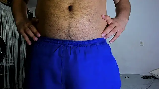 Snapshot of ares_sexxx chatting on 6, 7, 2026 ares sexxx online show from 6, 7, 2026