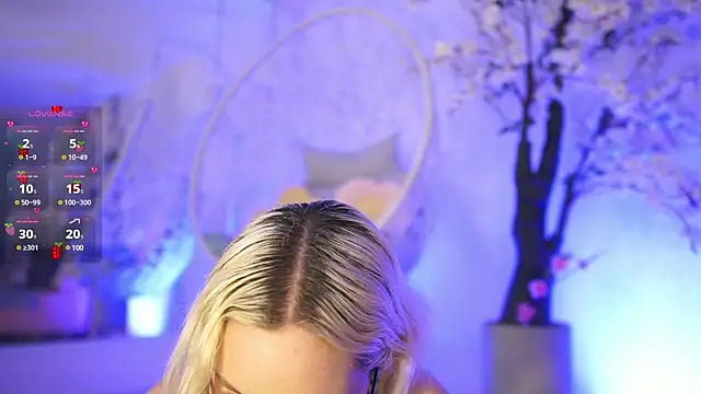 DalahiaRush online show from 11, 2, 2025